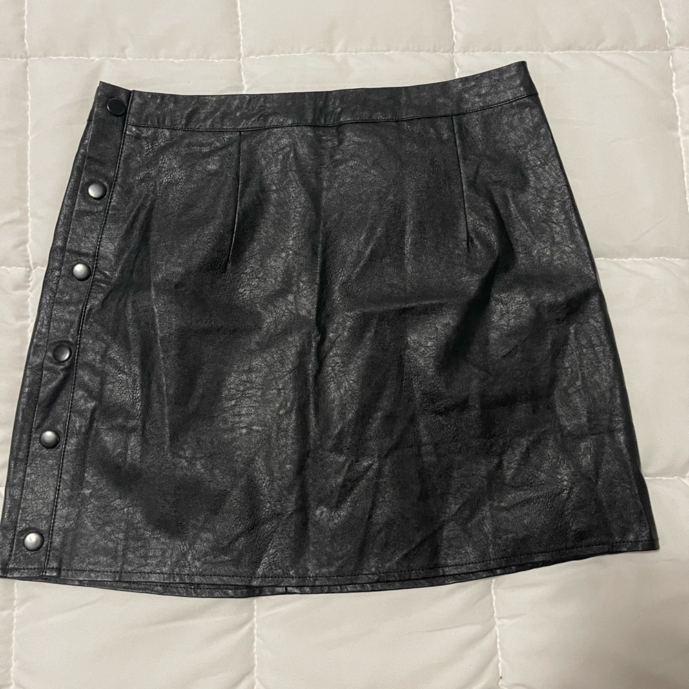 Black skirt